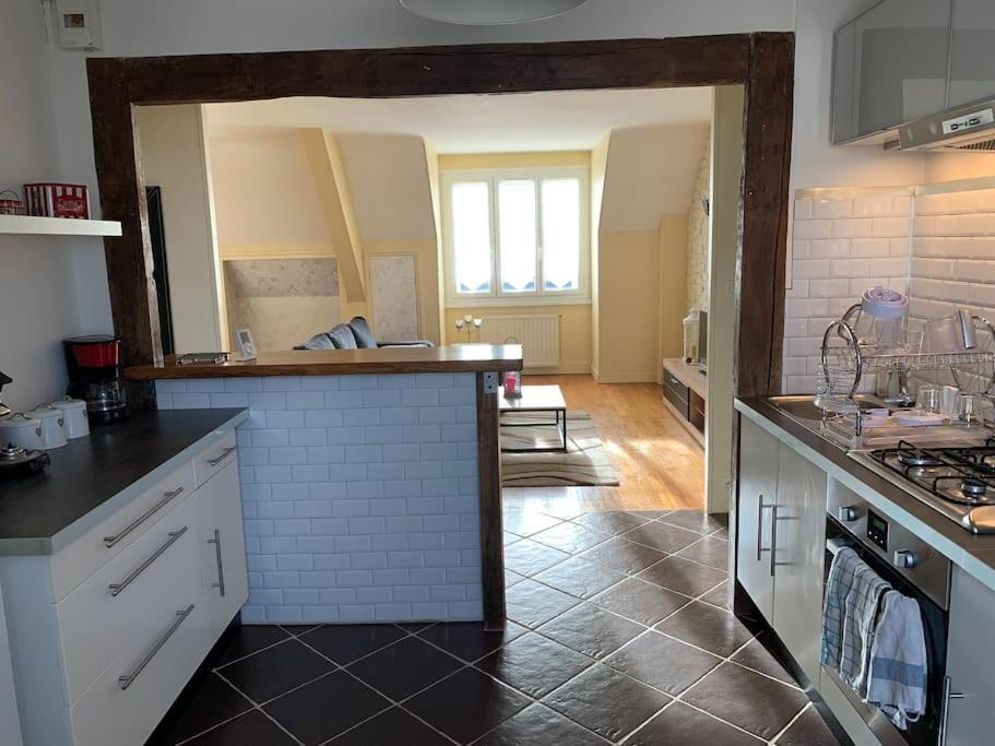 Nevers, Appartement De Standing Proche De La Gare Exterior foto