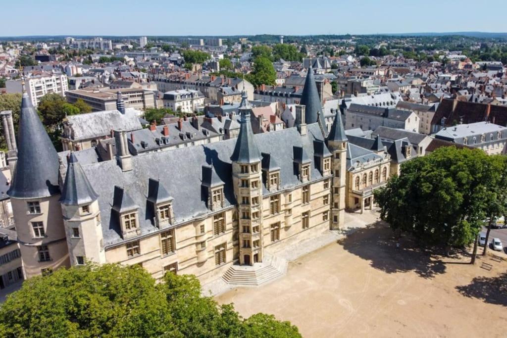 Nevers, Appartement De Standing Proche De La Gare Exterior foto