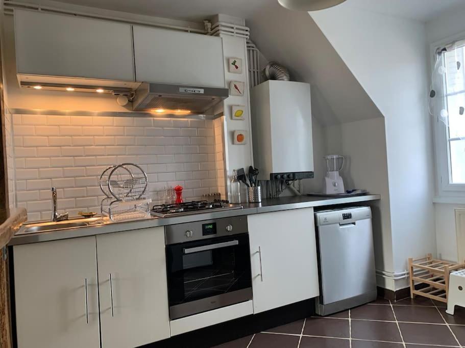 Nevers, Appartement De Standing Proche De La Gare Exterior foto
